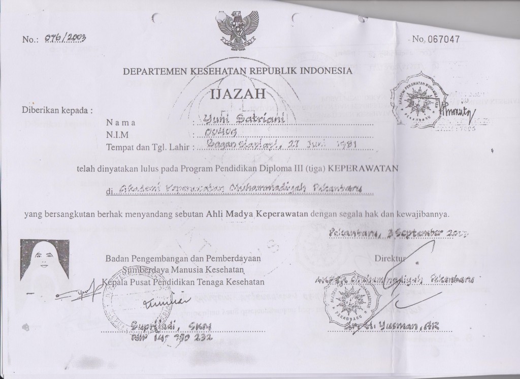 YUNI SATRIANI 001